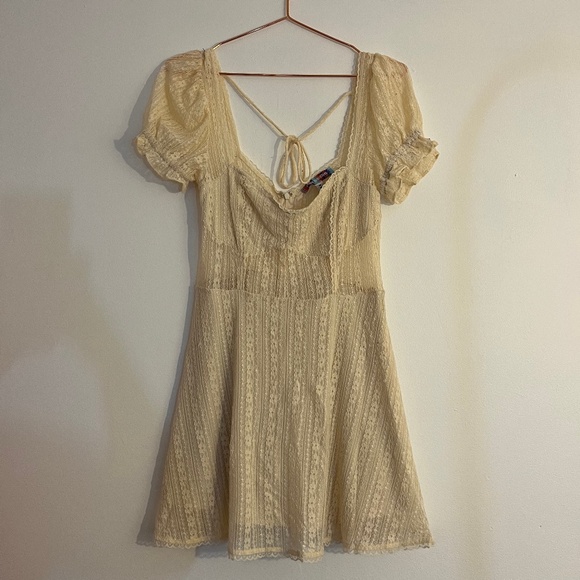 Urban Outfitters Women's Lace Mini Dress in Cream - Picture 3 of 4